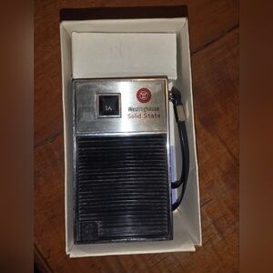 Pocket Radio Westinghouse RPA5065 Nonworking